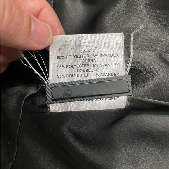 Elegant Black and White Paisley Blazer - Picture 13 of 13